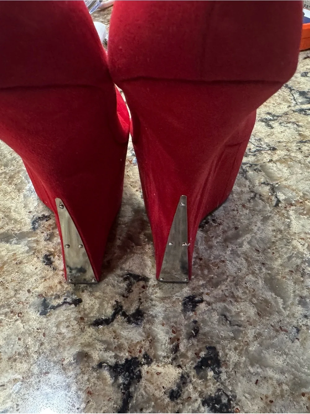 Qupid red suede platform pumps Size 8.5 (CL-3)
